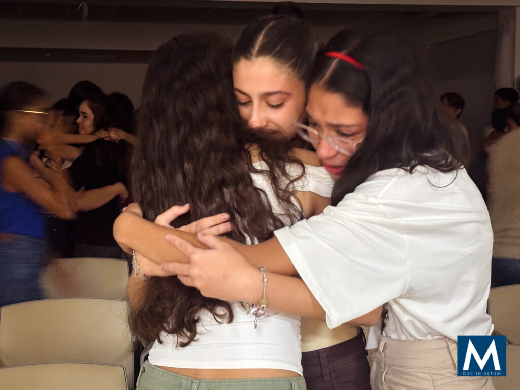 Encontro Entre Amigos fortalece vínculos e promove vivência de fé entre estudantes do 8º ano.