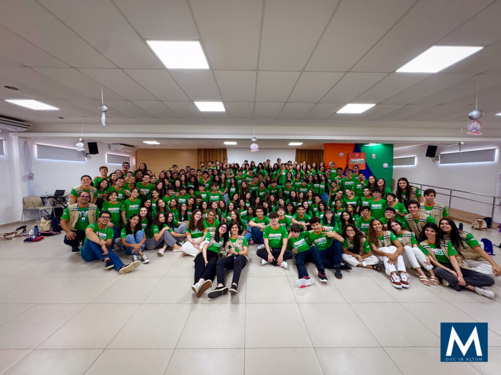 Encontro Entre Amigos fortalece vínculos e promove vivência de fé entre estudantes do 8º ano.
