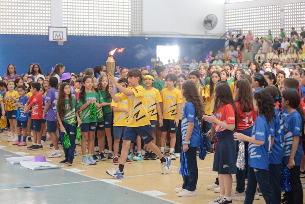 Abertura dos Jogos Infantis reúne estudantes e familiares